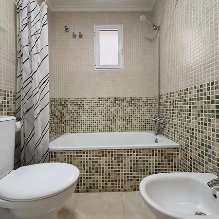 Del Cura With Balcony & Pool Apartamento *